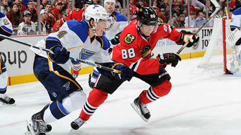 Patrick Kane a TJ Oshie