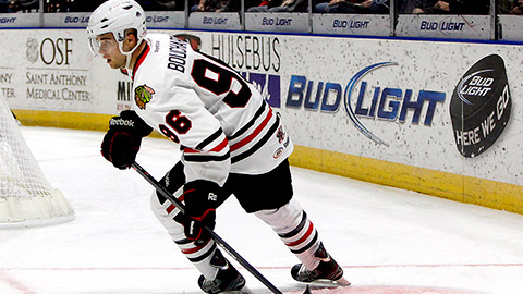 Pierre-Marc Bouchard při svém debutu za IceHogs (© Greg Hamil)