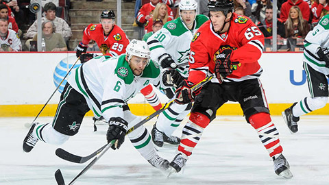 Trevor Daley v utkání s Chicagem