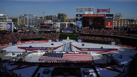 Nationals Park při úvodní hymně