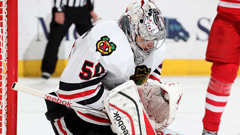 Corey Crawford pochytal 43 střel Hurricanes