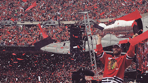 Bryan Bickell se Stanley Cupem