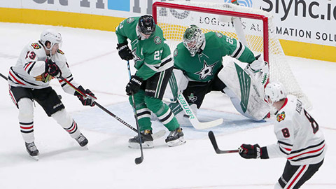 Mattias Janmark vyrovnává proti svému bývalému týmu (© Tom Pennington/Getty Images)