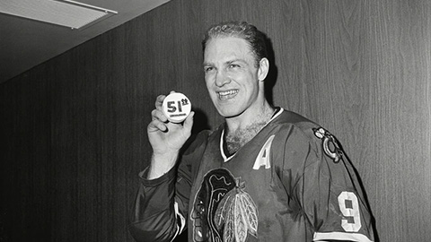 Bobby Hull (© AP/Shutterstock)