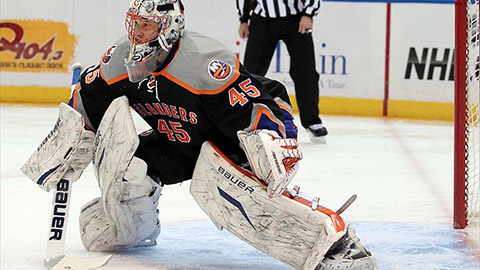 Anders Nilsson v dresu NY Islanders